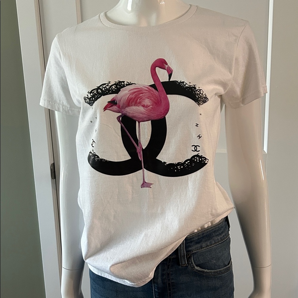 Chic Flamingo Influencer Graphic Tee | Luxury Inspired Logo | Effortless Chic - Picture 8 of 11
